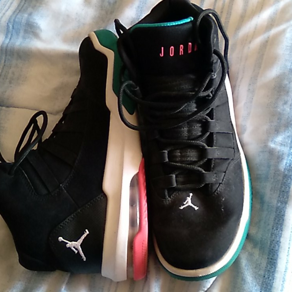 Jordans - Picture 2 of 3